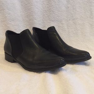Ankle boots